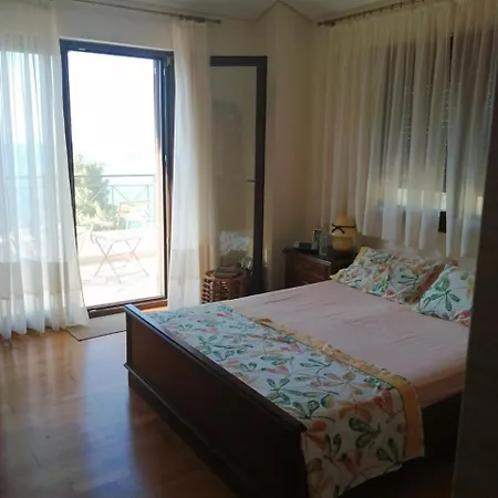 Hera * Sarakiniko (Evia)