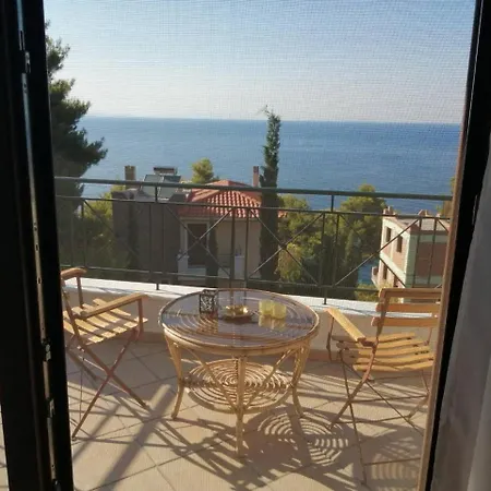 Hera * Sarakiniko (Evia)